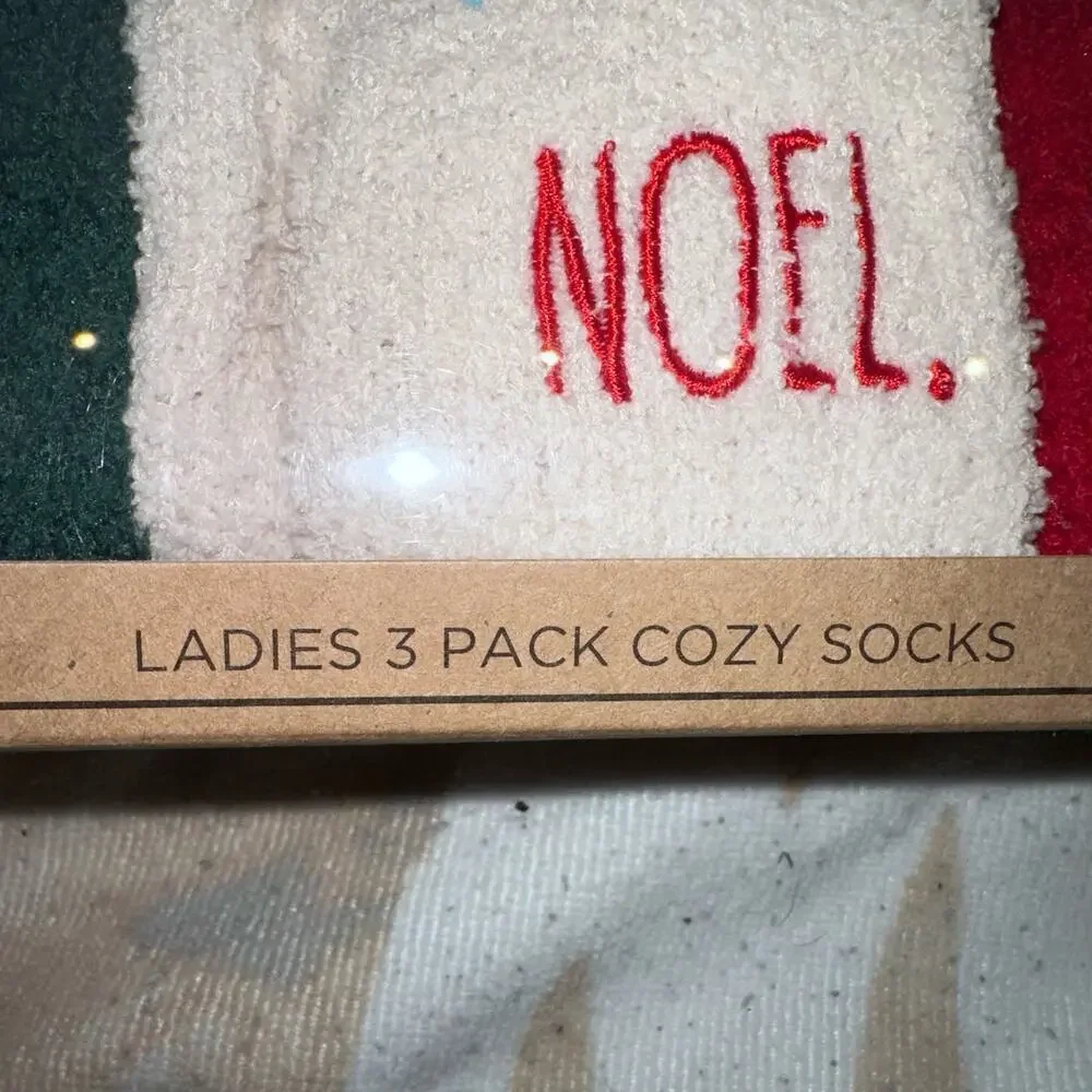 NIP Women’s Size 9-11 Rae Dunn 3-Pack Cozy Socks Christmas Theme